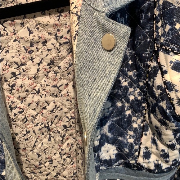 Jacket - Picture 9 of 9